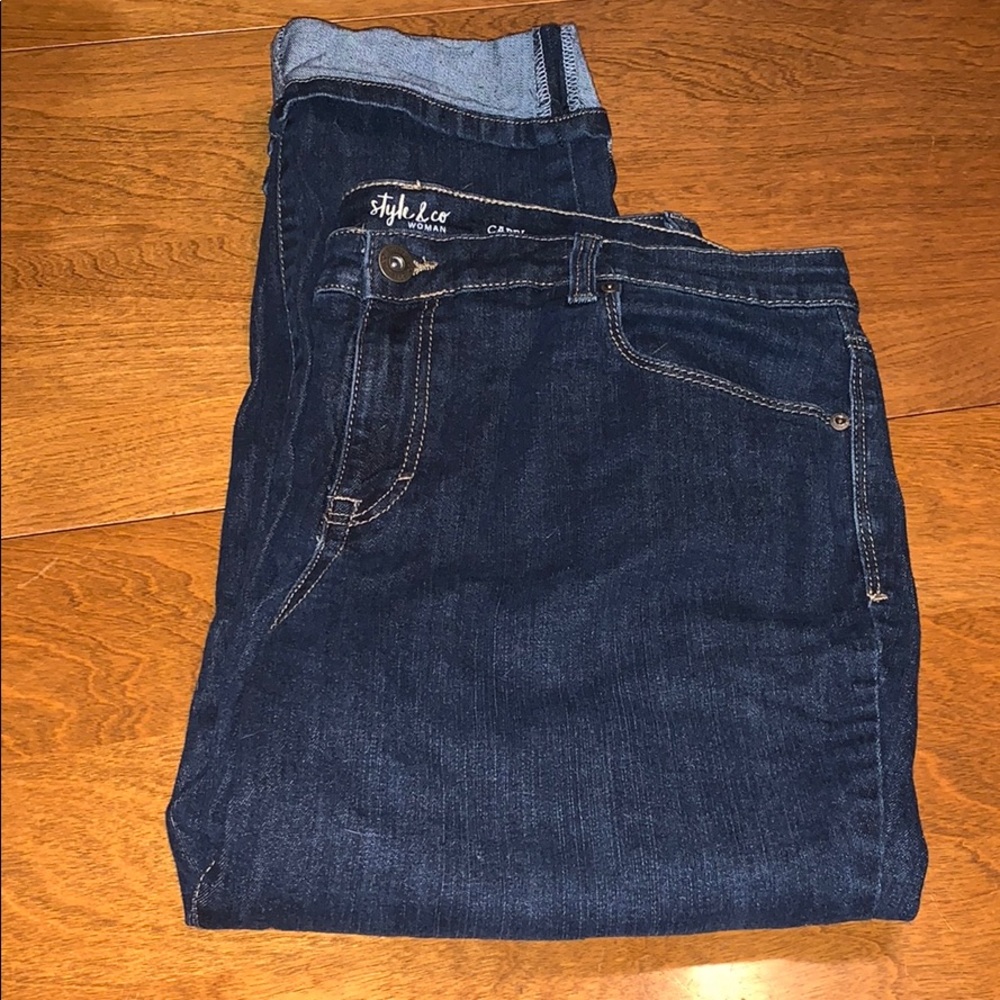 Style & Co Blue Jean Capris 14W
